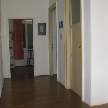 House Vese Mali Iž